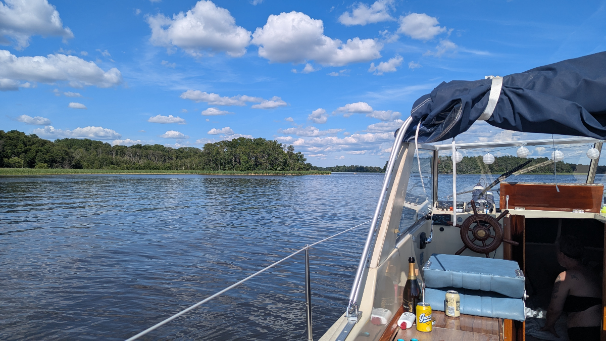 Bockhammar och Sundbyholms gästhamn